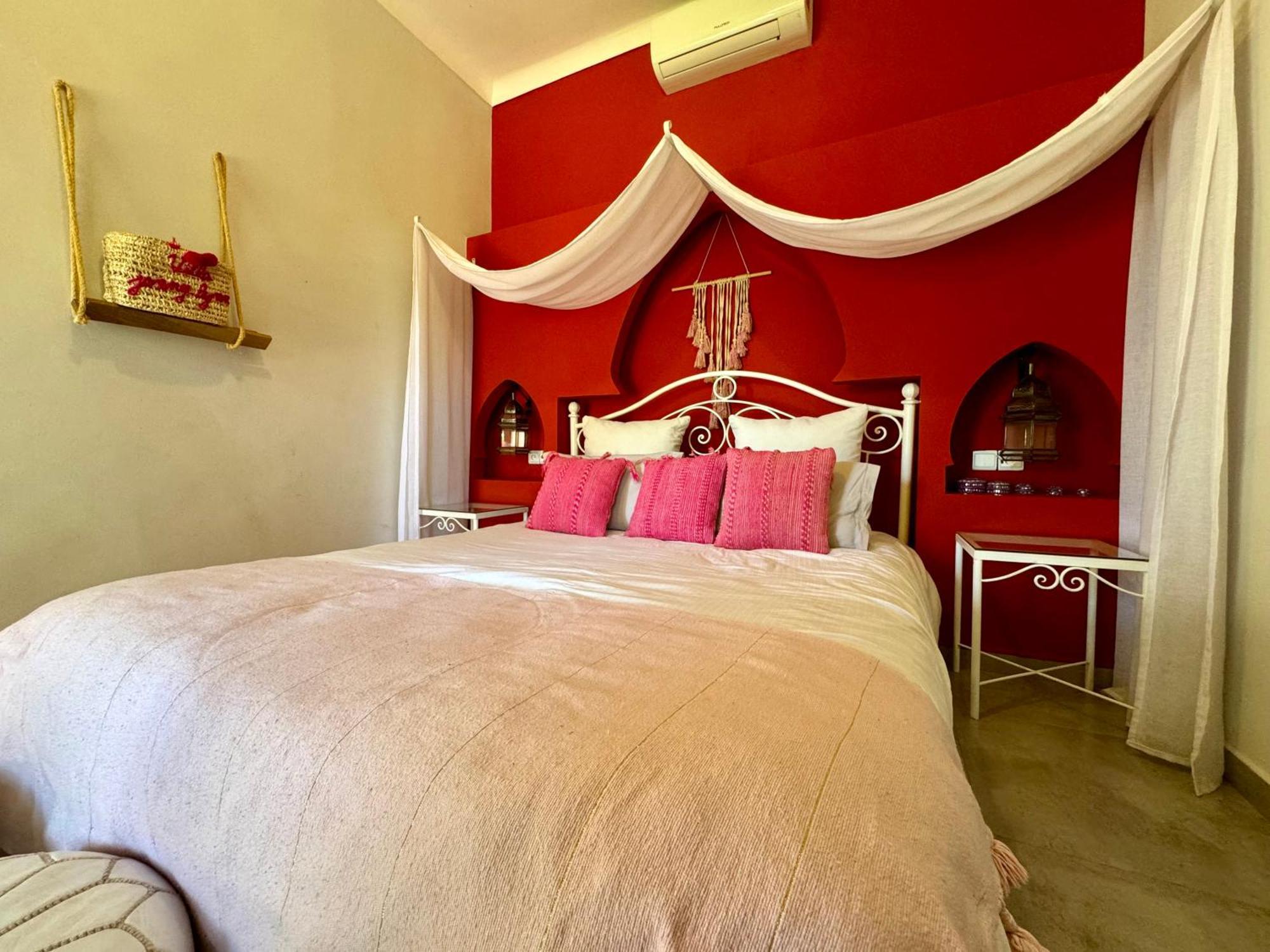 Jenny Lynn Hotel Tazrou Cameră foto