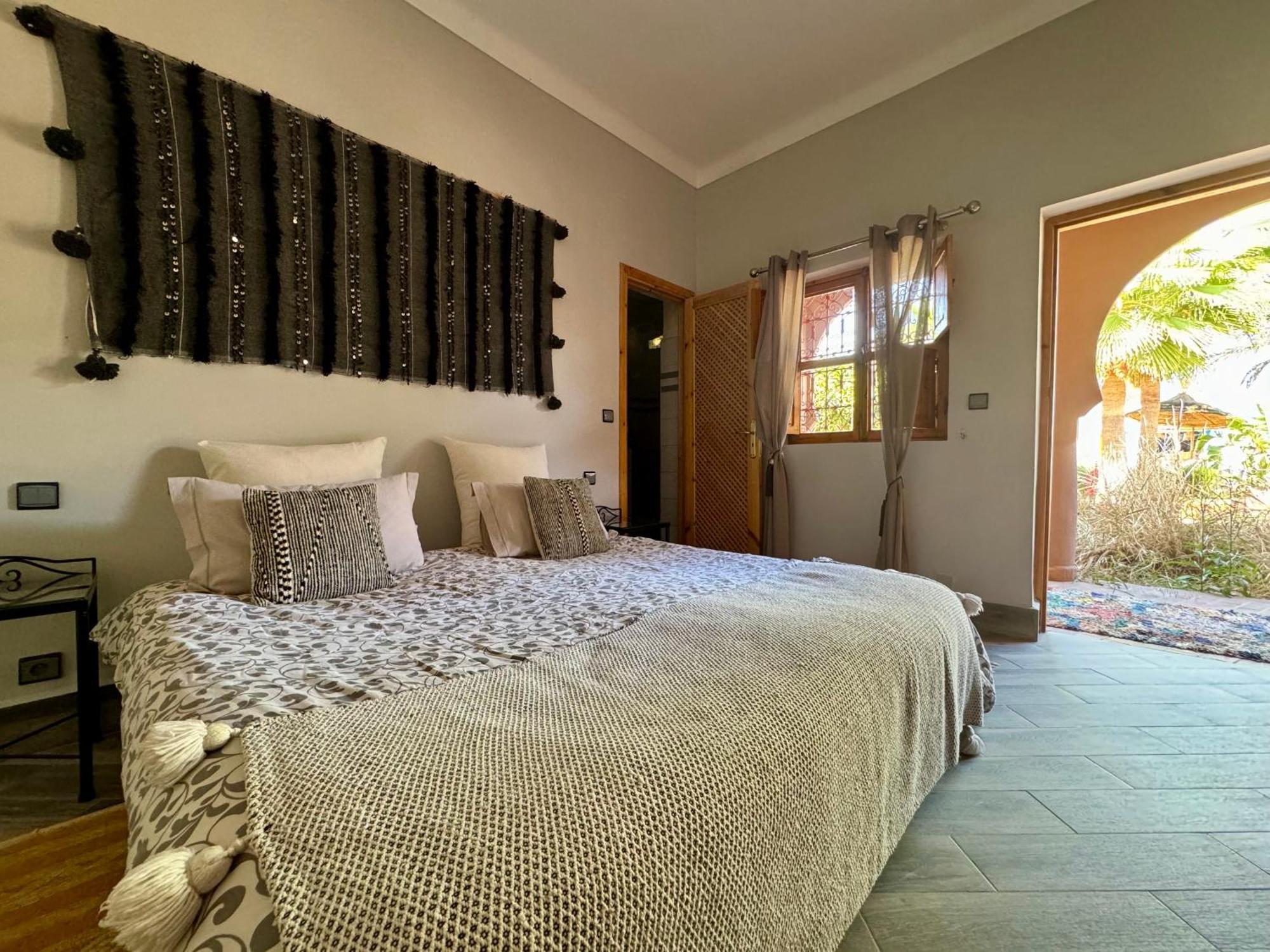 Jenny Lynn Hotel Tazrou Cameră foto